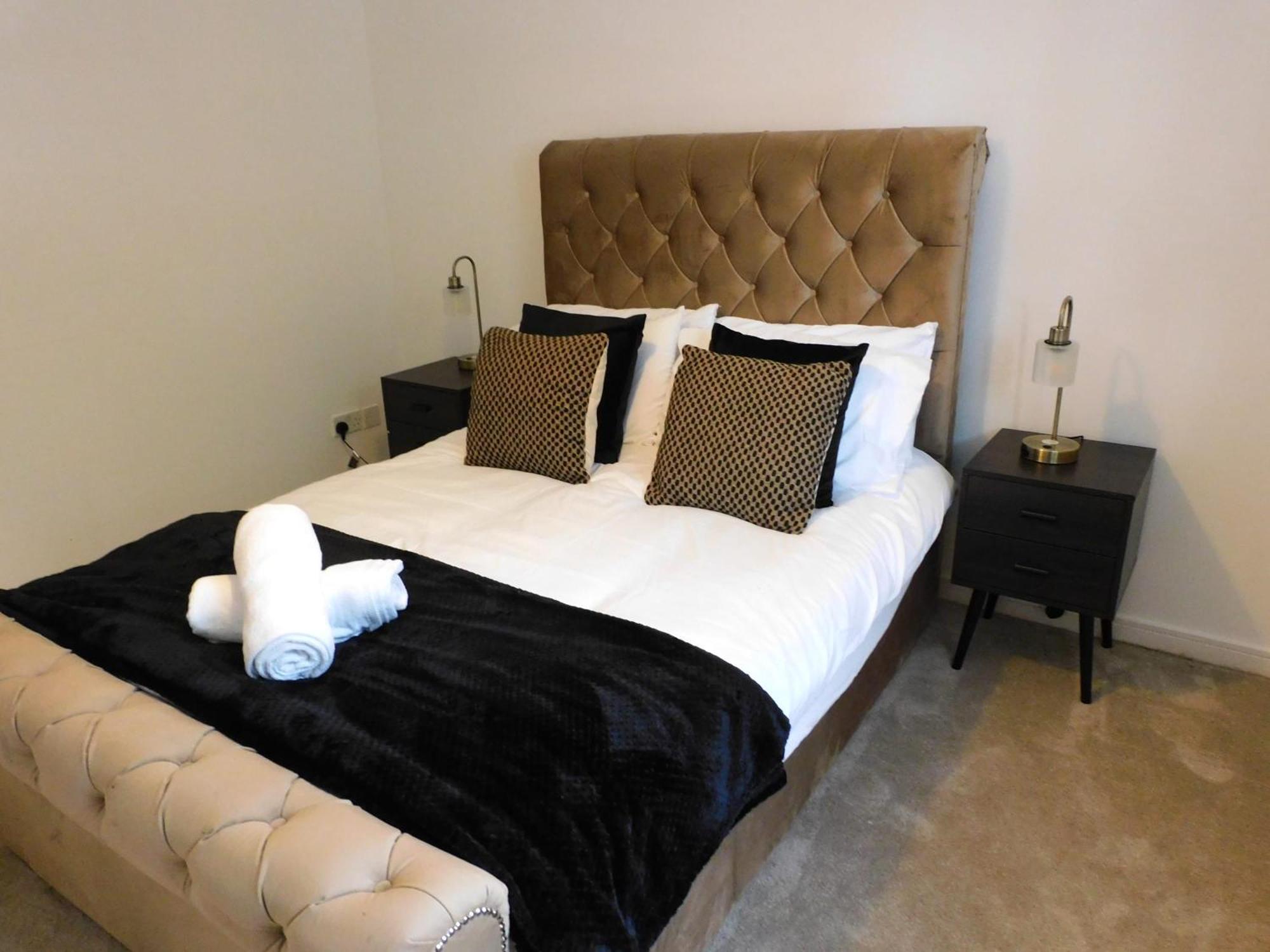 Fabulous 2 Bed Apt 10 Mins From City Centre غلاسغو المظهر الخارجي الصورة